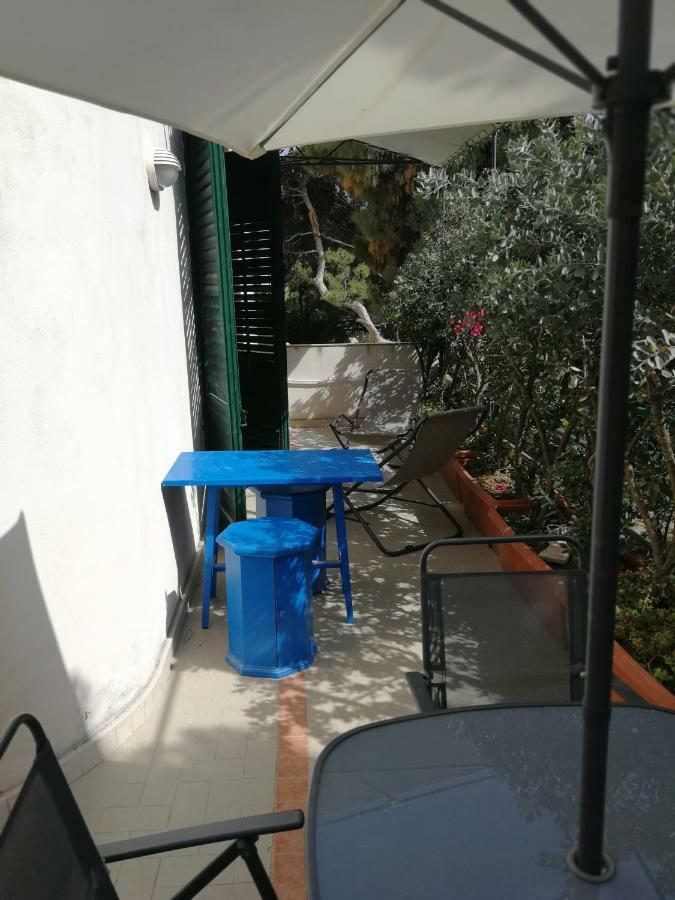 파뷔냐나도 Il Giardino Su Lido Burrone 아파트 외부 사진